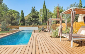 Les Gîtes de Laure - L'Eden Romantique, Chambres Hôtes, Spa privé, Couloir de nage, Adults only